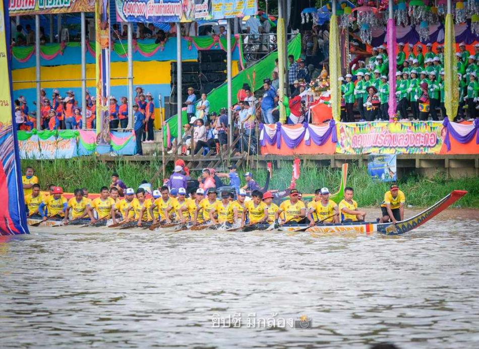 การแข่งขันเรือยาวงานประเพณีแห่พระแข่งเรือ ขึ้นโขนชิงธง ชิงโล่และถ้วยพระราชทาน 180 ปี ประจำปี 2566