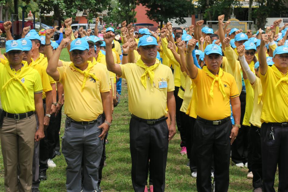 พิธีเปิด โครงการสวนสาธารณะเฉลิมพระเกียรติ เนื่องในโอกาสมหามงคลพระราชพิธีบรมราชาภิเษก สมเด็จพระเจ้าอยู่หัว มหาวชิราลงกรณ บดินทรเทพยวรางกูร รัชกาลที่ 10 ณ สวนสาธารณะชายทะเลปากนำ้หลังสวน วันที่ 28 กรกฎาคม 2562 (6 ภาพ)